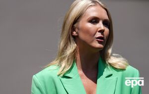 Лівітт запитали про реакцію Трампа на українські удари у РФ