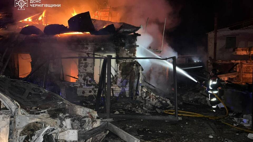 Россияне ударили по Чернигову дронами