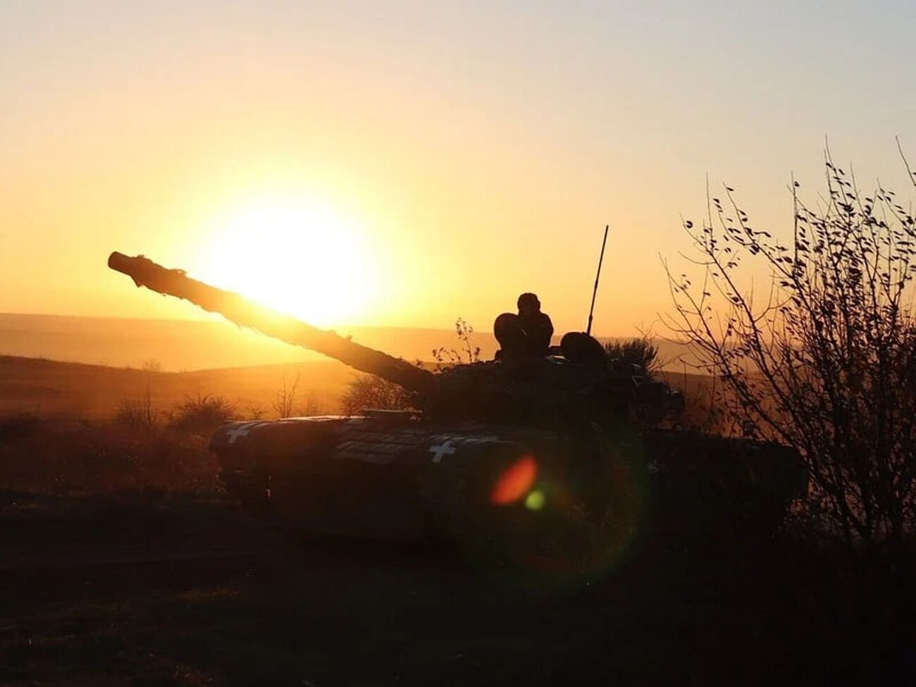 Оккупанты продвигаются в трех районах Сумской области и пытаются приблизиться к городу, говорится в статье