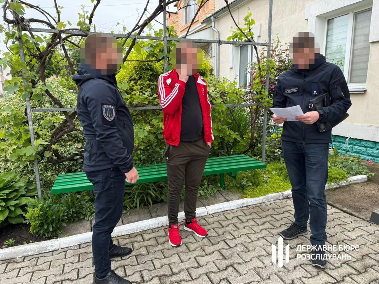 Под физическим давлением мужчина сообщил свои анкетные данные – и его насильно доставили в ТЦК, отмечает ГБР