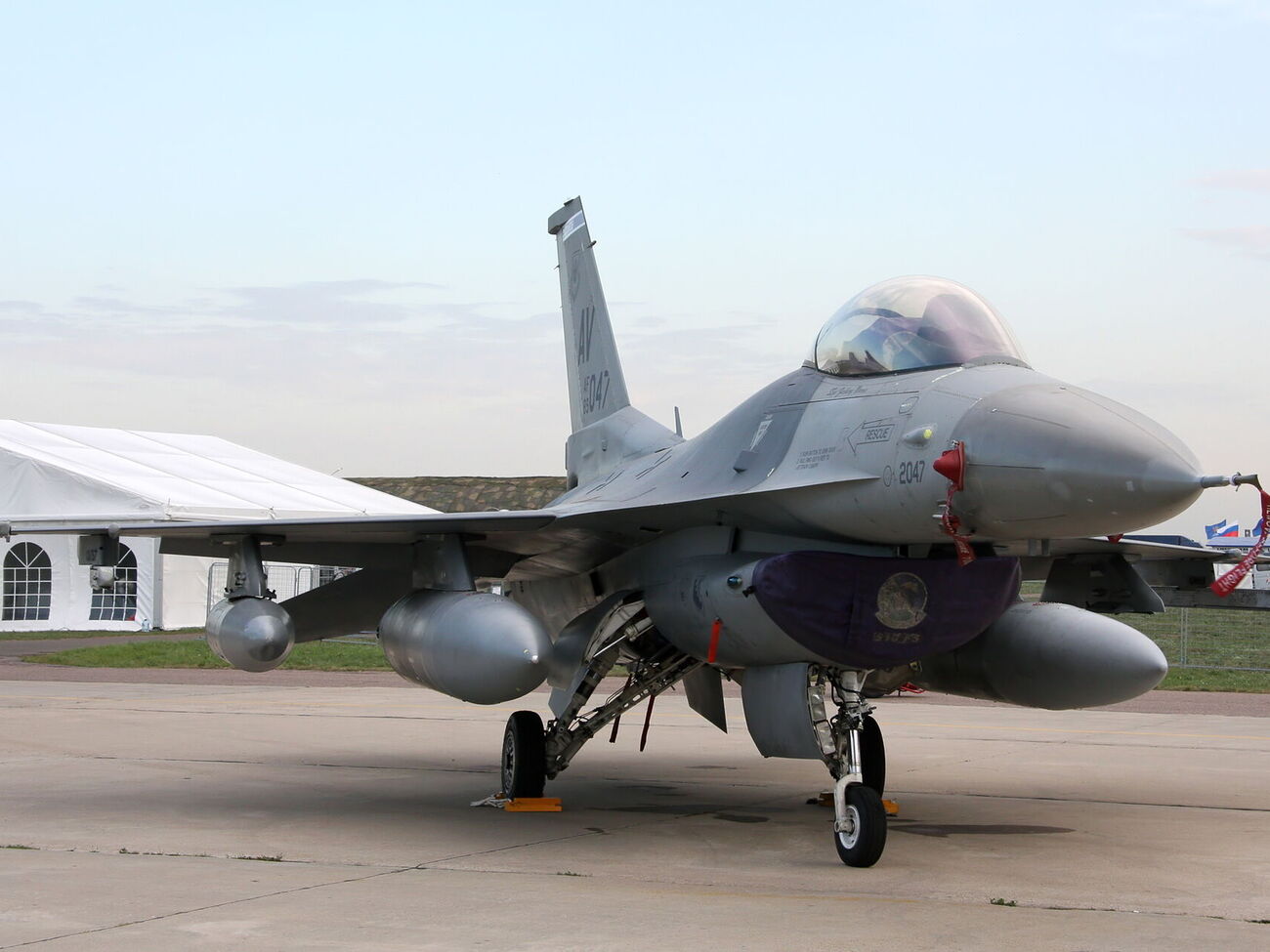 Первые F-16 прибыли в Украину в 2024 году