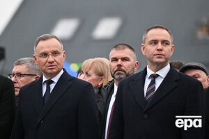 Дуда (на фото ліворуч) вважає, що коли Навроцький (на фото праворуч) стане президентом, то він, "безумовно, уважно вивчить міжнародну ситуацію"