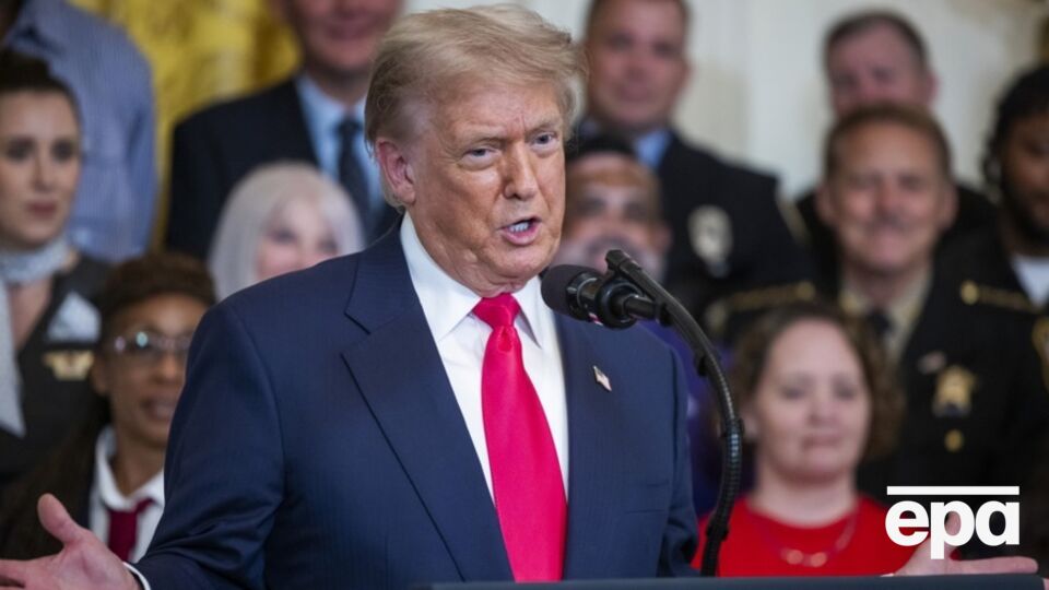 Трамп наполягає, що Іран був за кілька тижнів від створення ядерної зброї