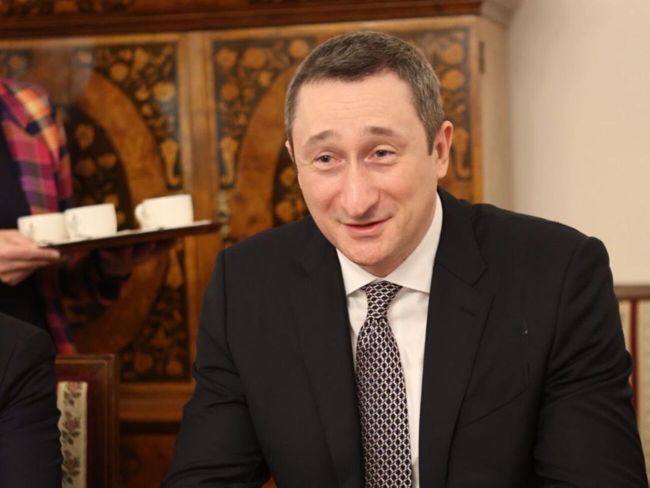 Глава Министерства подозревается в коррупции