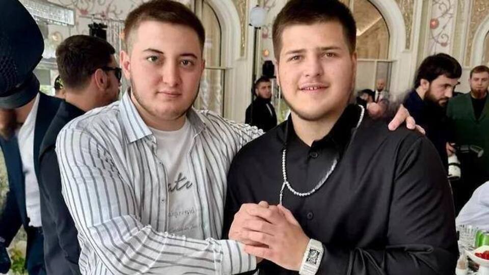 Син Кадирова показав годинник за кілька мільйонів доларів