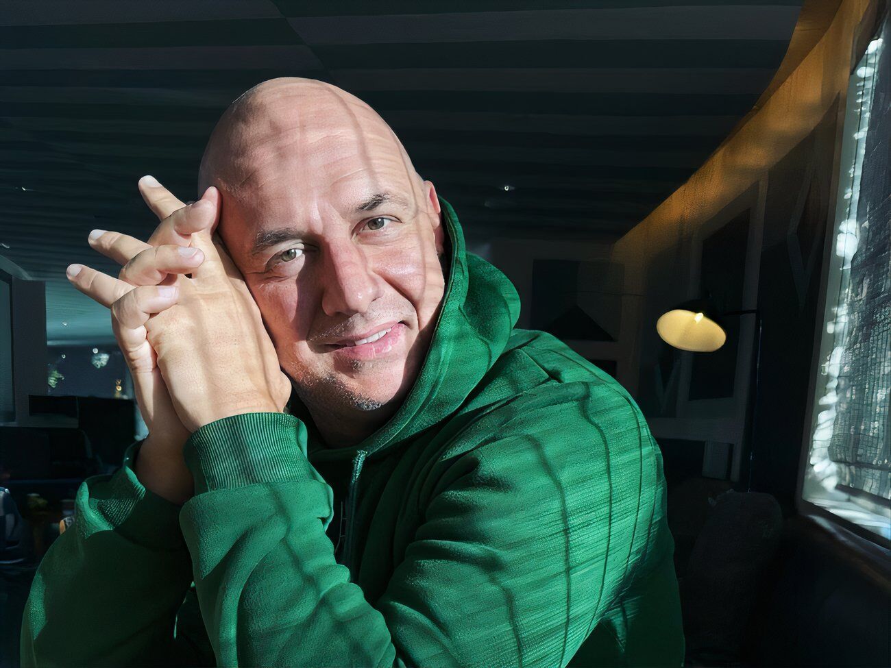 Потап проживает за границей