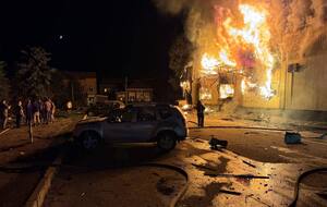 Донецкие каналы сообщают о пожаре после прилетов