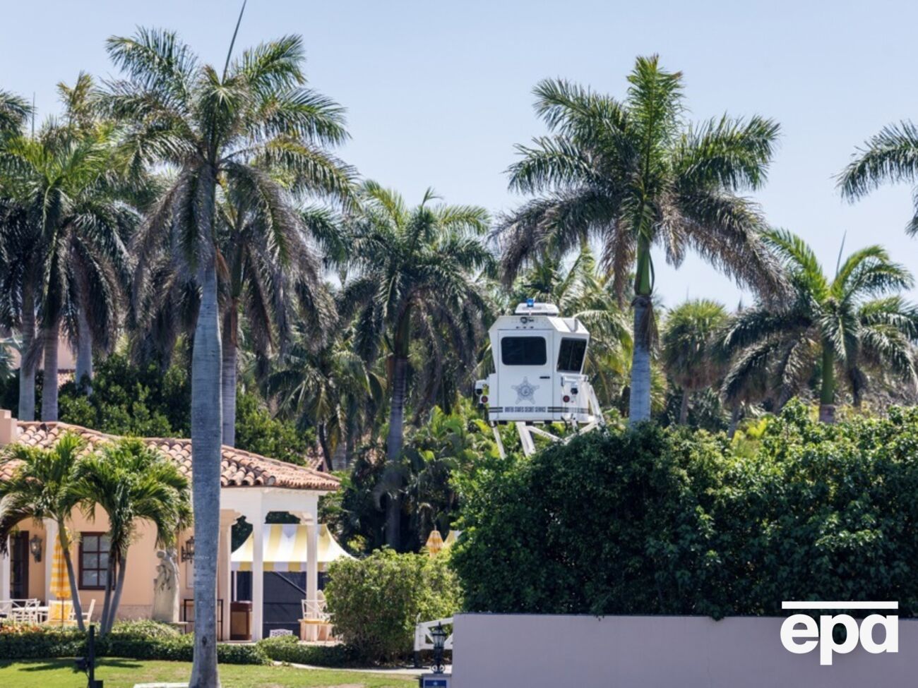 В резиденцию президента США проник посторонний