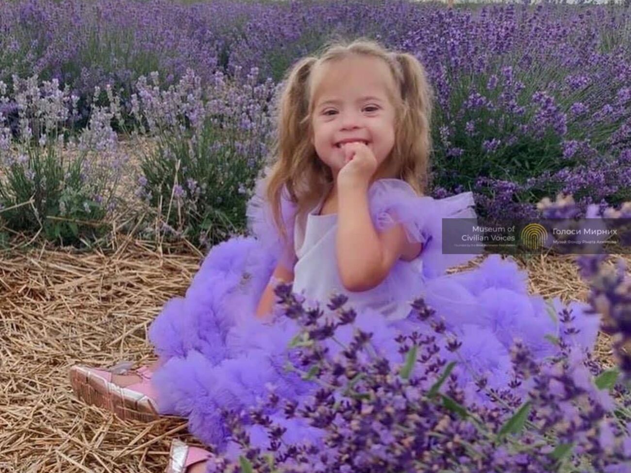 Музей "Голоса Мирных" Фонда Рината Ахметова собрал более 130 тыс. историй украинцев, пострадавших от войны