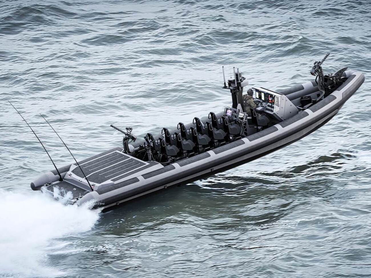 Нидерланды анонсировали новый пакет военной помощи Украине в сфере морской безопасности. Всего по итогам заседания "Рамштайна" о помощи Киеву объявили семь стран