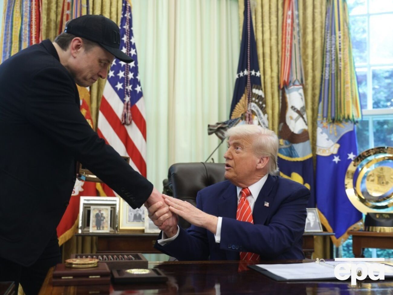 Трамп заявил об ухудшении отношений с Маском