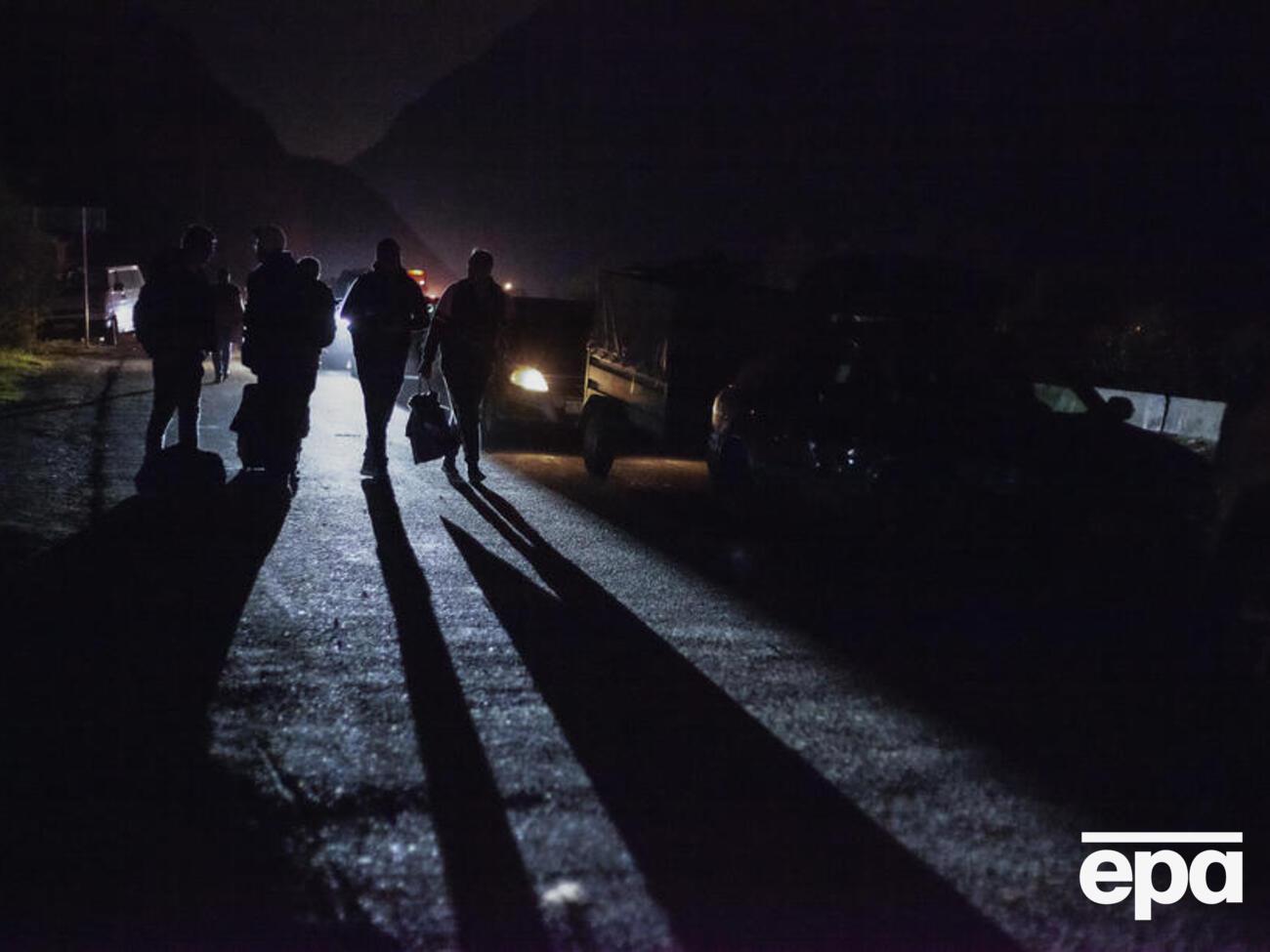 Росіяни думають, що за ними стежать