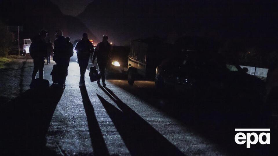 Россияне думают, что за ними следят