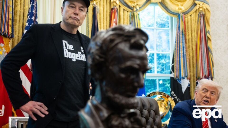 Маск ответил Трампу в социальной сети