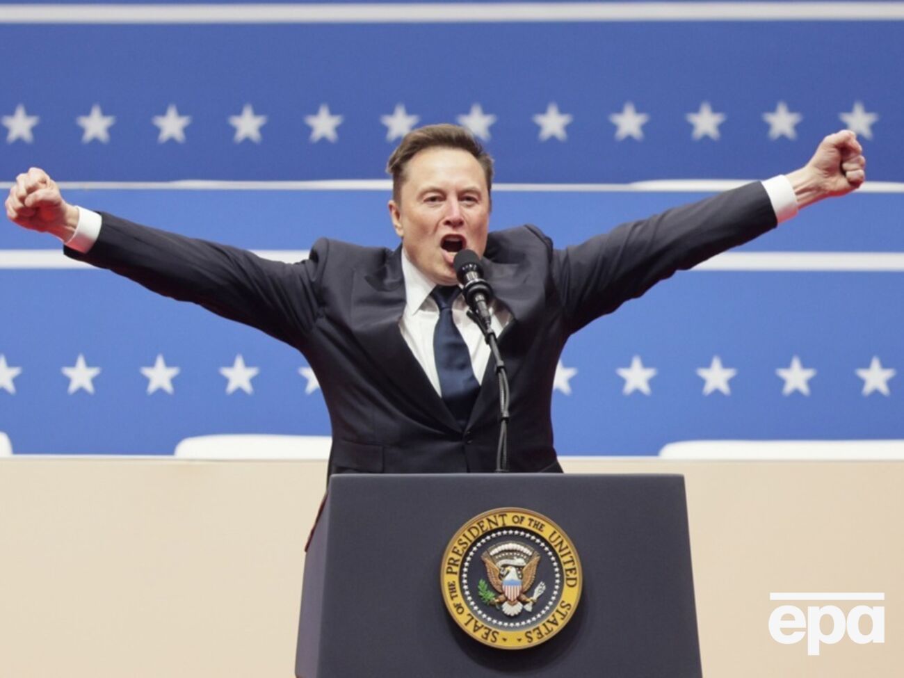 Маск согласен с импичментом Трампу