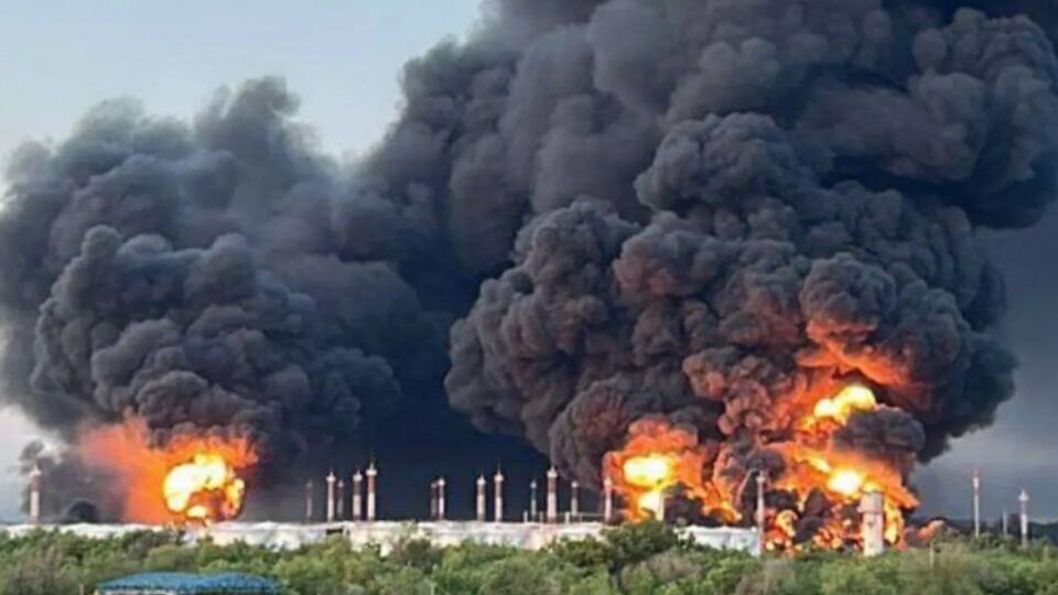 Поражен ряд авиационных и топливных объектов в РФ