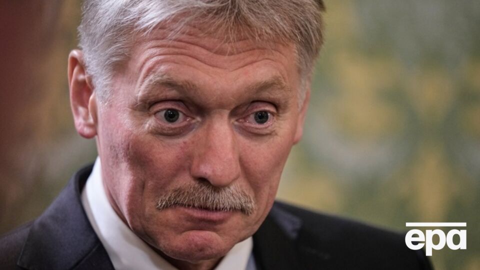 Пєсков: Нічний масований удар РФ по воєнних цілях в Україні – це відповідь на терористичні акти київського режиму