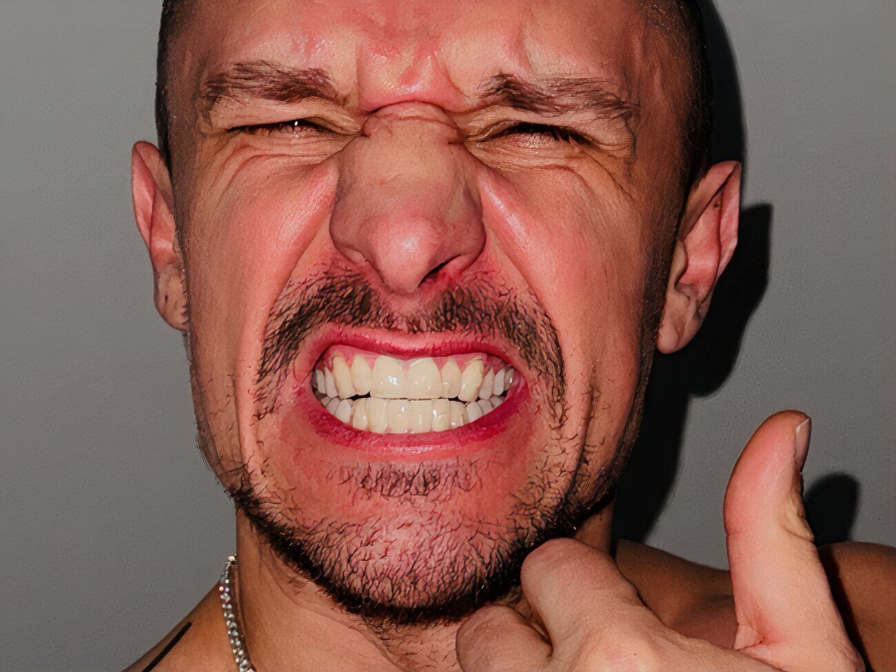 Цимбалюк имеет в своем арсенале очень эмоциональный портрет