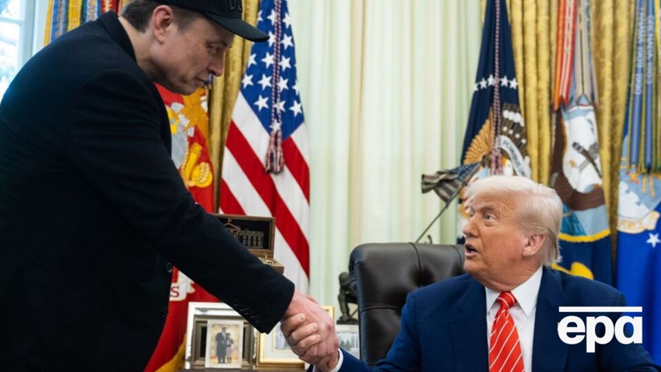 Трамп заявил, что считает Маска сумасшедшим