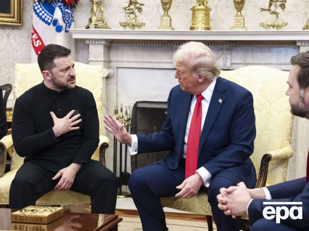 Постановку "Трамп – президент-близнюк" показали в театрі під час телефонної розмови між американським президентом і лідером КНР Сі Цзіньпіном