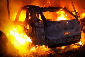 По данным полиции, автомобиль взорвался