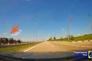 Андрющенко сообщил, что перебрасывание военной техники происходит в направлении Розовка – Пологи (Запорожская область)