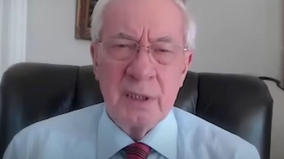 Азаров перепутал писателей, предположили в соцсетях