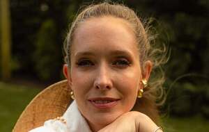 Зріст Осадчої – 179 см