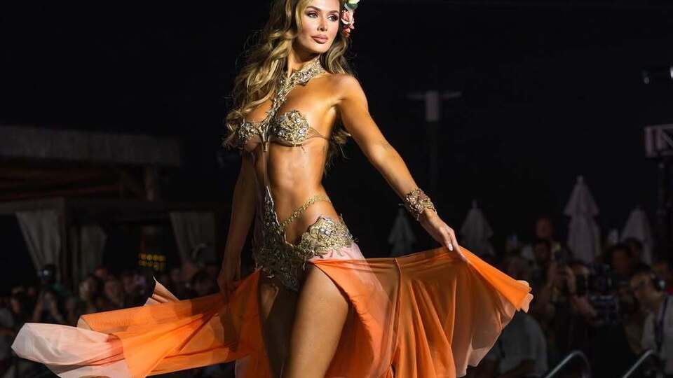Пріоритет на показі купальників віддали брендам, які очолюють жінки