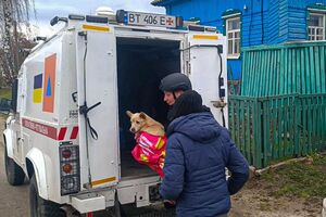 За словами голови Юнаківської громади, п'ятеро людей не хочуть виїжджати, оскільки "ховаються від ТЦК"