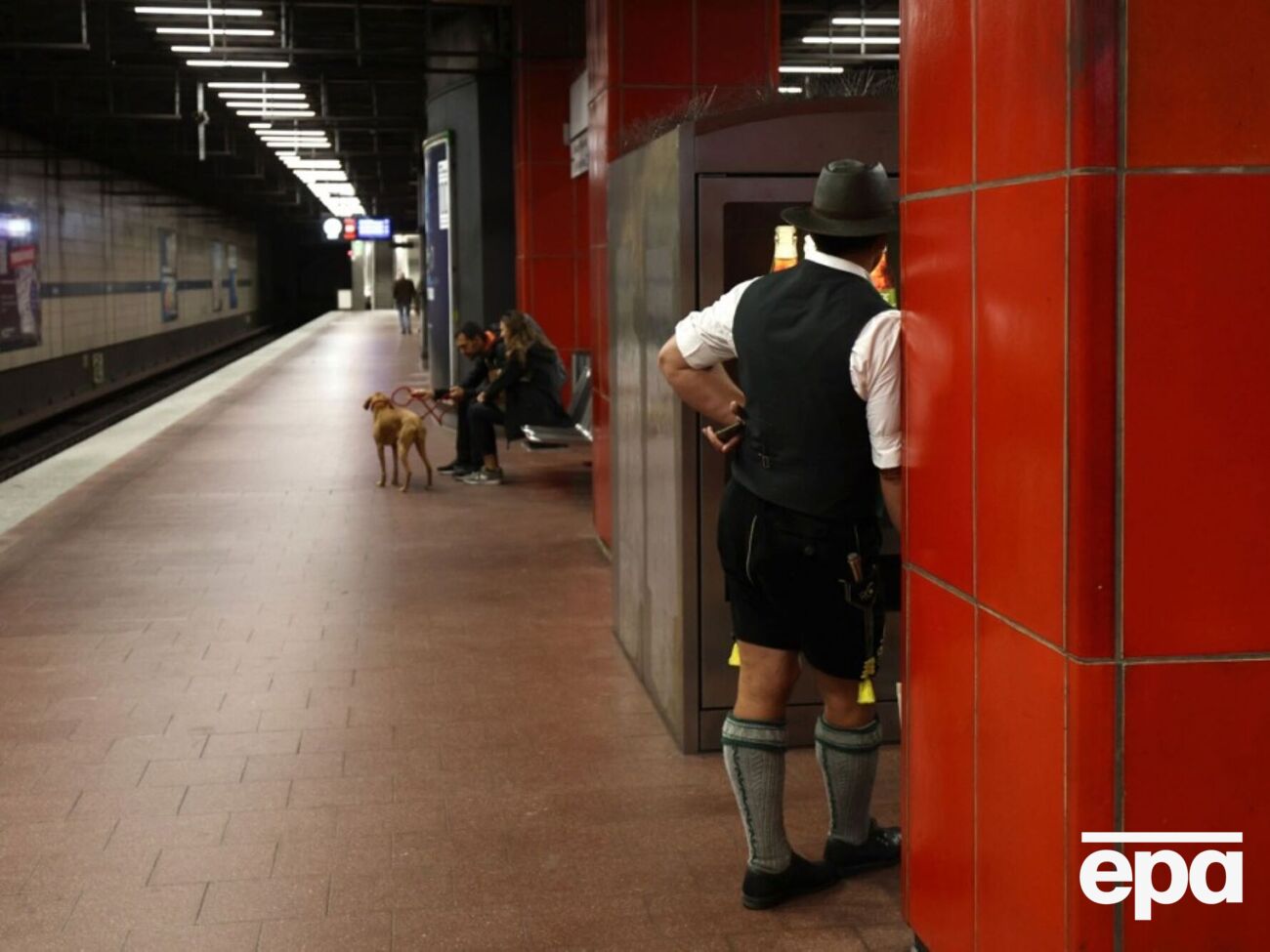 Нові бункерні системи будувати довго й дорого, у Німеччині пропонують облаштувати місця для укриття у станціях метро, тунелях, підземних гаражах і підвалах