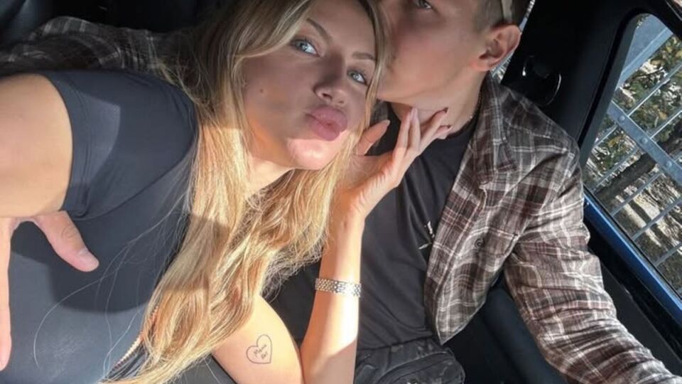 У Бабчука у квартирі Нікітюк є дві полички в шафі для його футболок