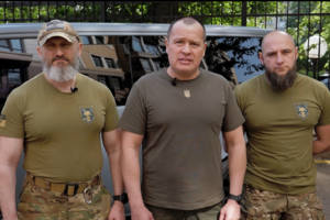 Автомобиль поможет бойцам выполнять задачи и возвращаться живыми, сказал Палатный