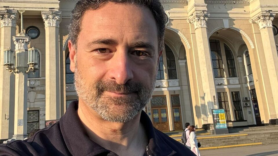 Смелянский: Учитесь танцевать под дождем