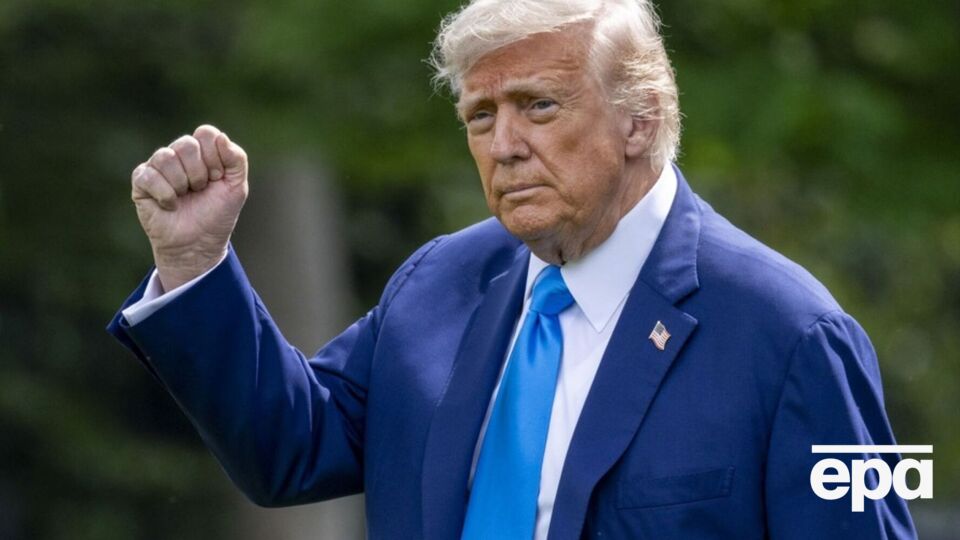 Трамп періодично публічно ставив під сумнів психічне здоров'я Байдена
