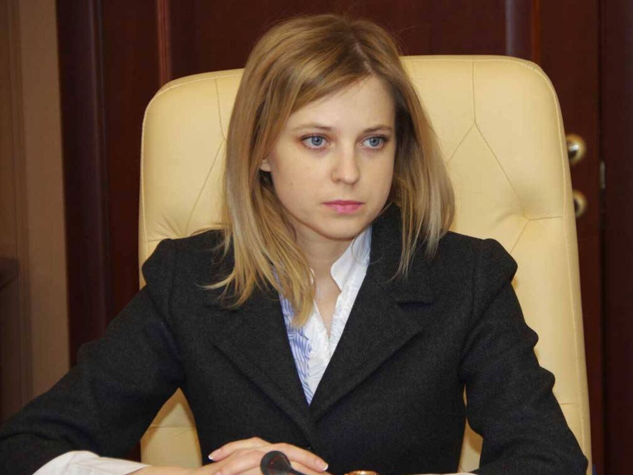 В мае 2014 года, вскоре после оккупации Крыма Россией, Поклонскую назначили "прокурором" полуострова