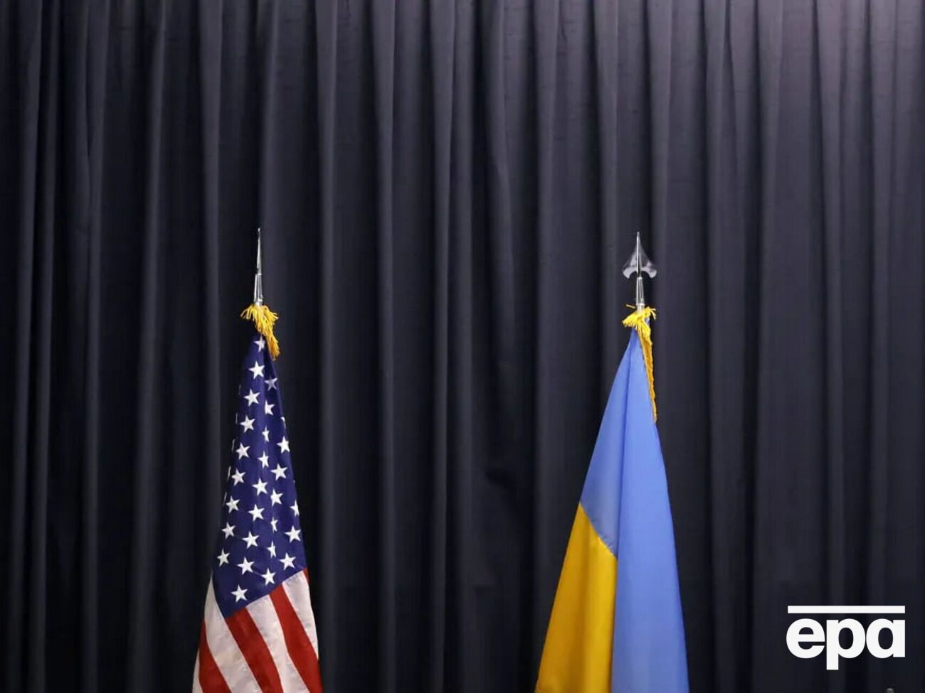 По данным СМИ, администрация Трампа не будет останавливать доступ Украины к американской спутниковой разведке