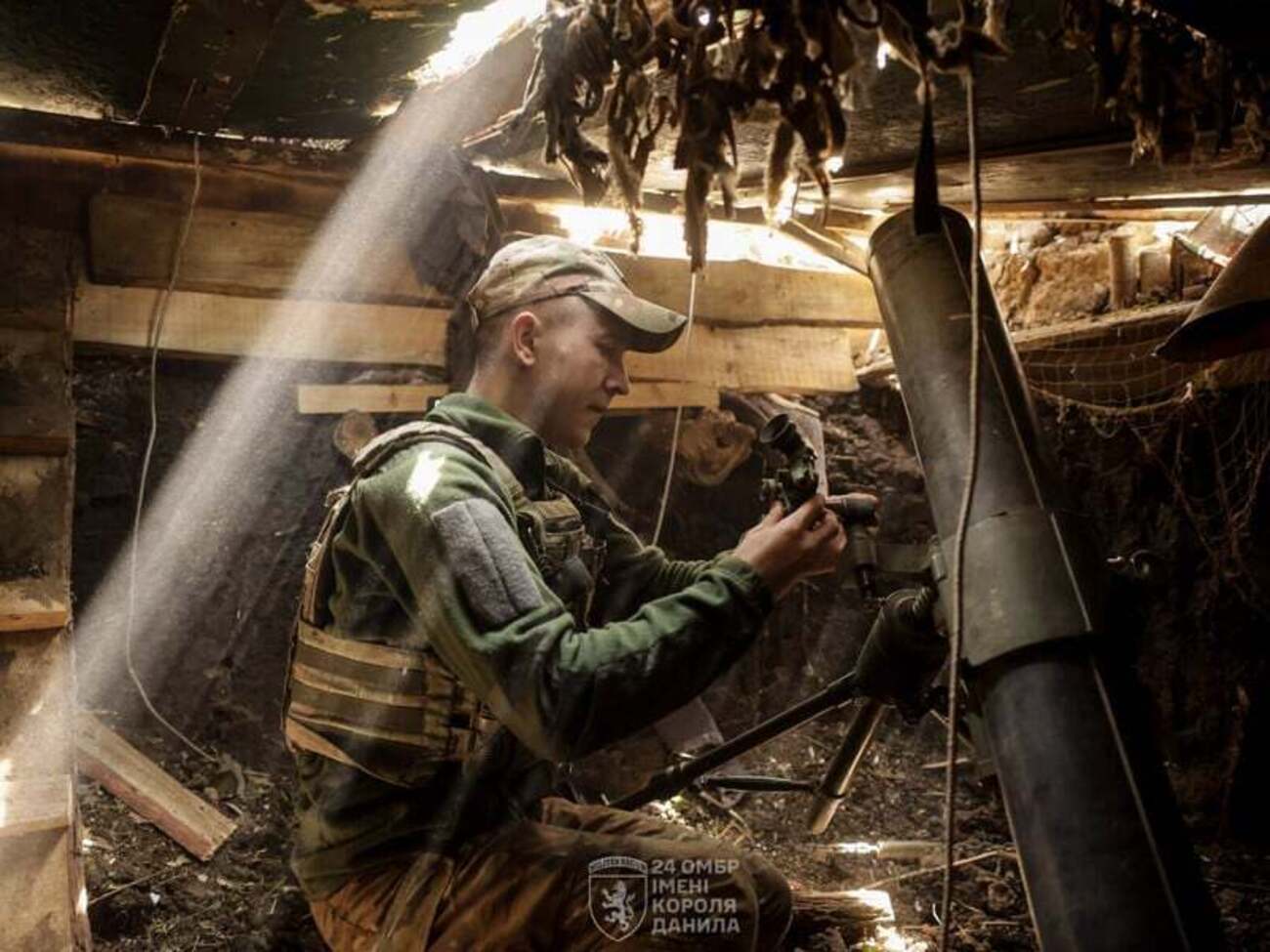 Речник ОСУВ "Хортиця" додав, що там зараз тривають бої