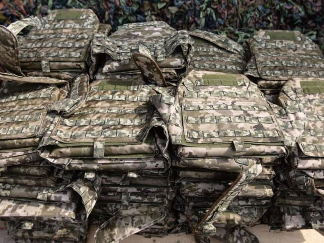 Бракованными признаны 5 тыс. жилетов