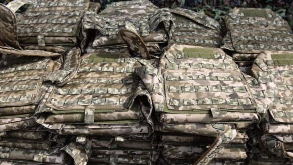 Бракованными признаны 5 тыс. жилетов