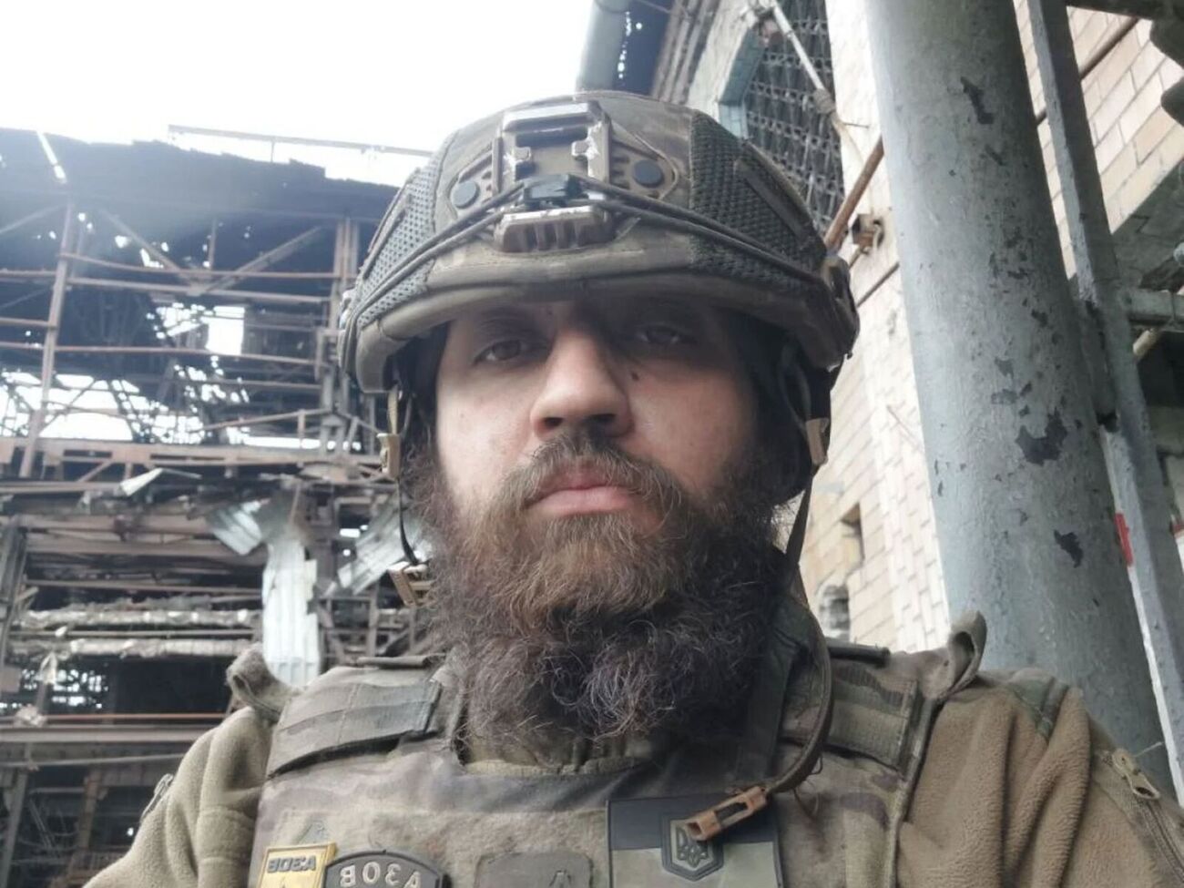 Фігуранти у справі щодо побиття Кориневича не з'явилися на засідання через "воєнне завдання". Суд перевірить це