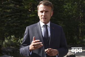 У Єлисейському палаці зазначили, що Макрон у розмові з Путіним наголосив на непохитній підтримці Францією суверенітету й територіальної цілісності України