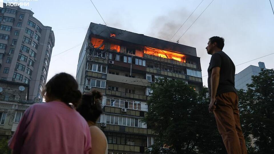 Пошкодження є в шести районах столиці