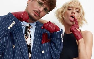 По словам Дорофеевой и Позитива, их первая после распада группы композиция символизирует не возвращение, а новую музыкальную историю