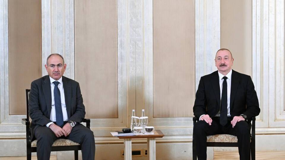 Переговоры прошли между делегациями, а также в формате "один на один"