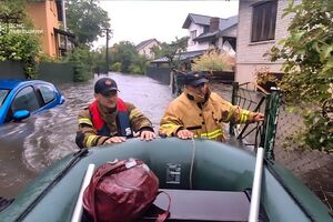У Львівській області вода почала затоплювати будинки