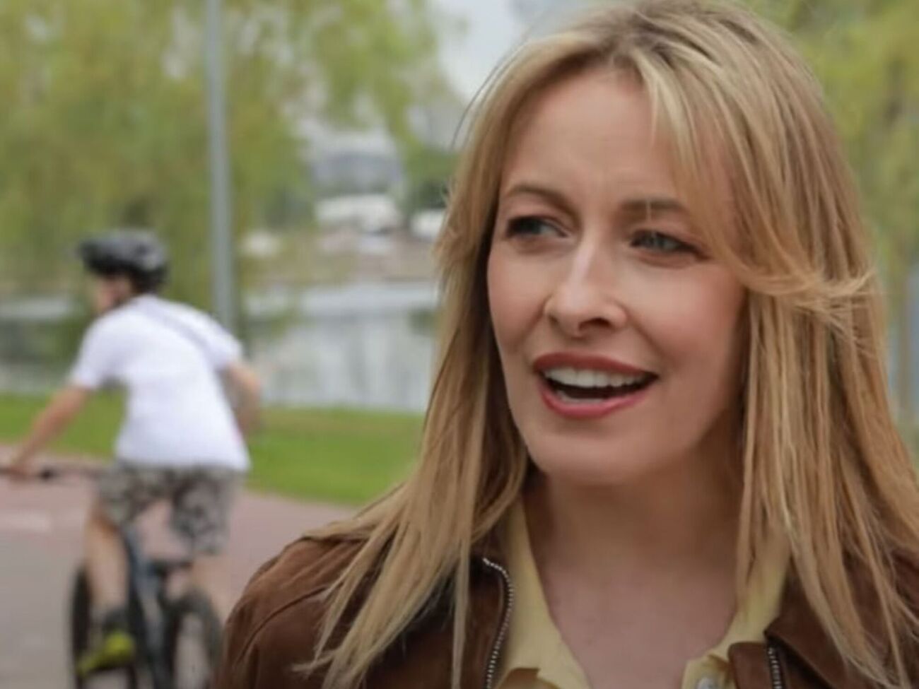 Щоб схуднути, Кравець закушує суп огірком