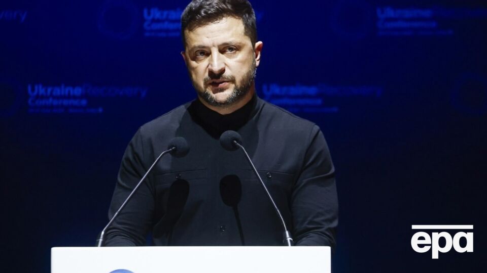 Зеленский заявил, что Украине нужен четкий план восстановления