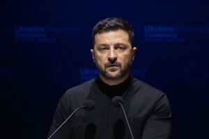 Зеленский призвал инвестировать в украинское производство дронов
