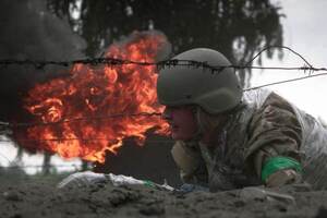 На стабилизационных пунктах не хватает боевых медиков